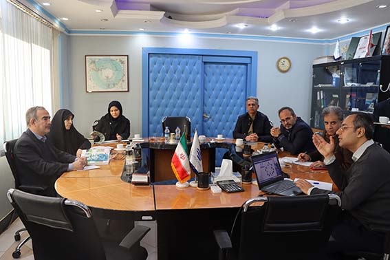 نشست بررسی راهکارهای همکاری دبیرخانه شورای عالی صنایع دریایی با پژوهشگاه ملی اقیانوس شناسی و علوم جوی